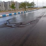 نگرانی رانندگان صدرا از آسیب به خودروها در مسیر بلوار پارسه